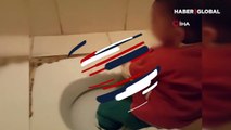 Oyun oynarken alaturka tuvalete ayağı sıkışan çocuğu itfaiye kurtardı