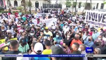 Simpatizantes del colectivo Realizando Metas realizan una protesta  - Nex Noticias