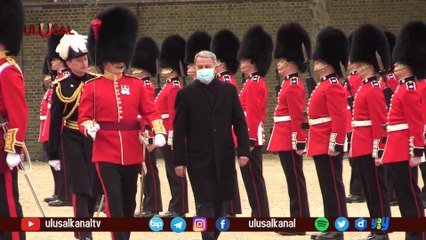 Milli Savunma Bakanı Hulusi Akar İngiltere'de