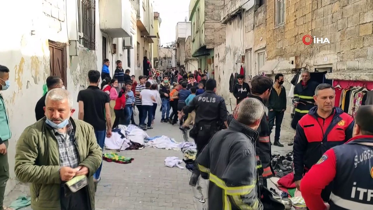 Evde mangal keyfi yangına neden oldu