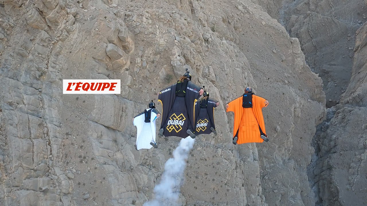 Le premier saut en wingsuit/base jump de Loïc Jean Albert depuis 14 ans - Adrénaline - Base jump