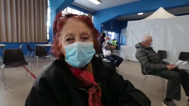 Los franceses expresan su miedo a ponerse la vacuna de Astrazeneca