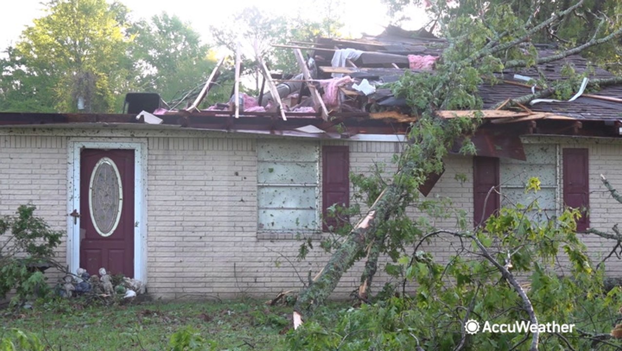 Significant damage in tornado aftermath in Louisiana