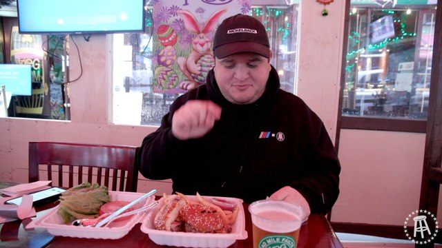 Irish Bacon & Cheeseburgers Go Together Like Peas & Carrots