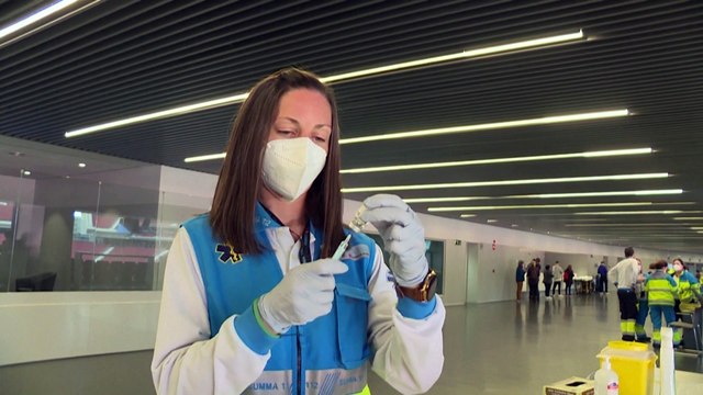 EU macht Druck auf AstraZeneca - Impfstoff in Deutschland nur für Ältere