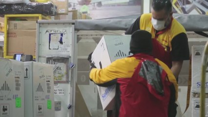 Chile recibe dos nuevos lotes de Pfizer