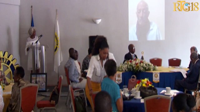 Rotary club Pòtoprens òganize yon seremoni nan memwa Frère Amos Durosier