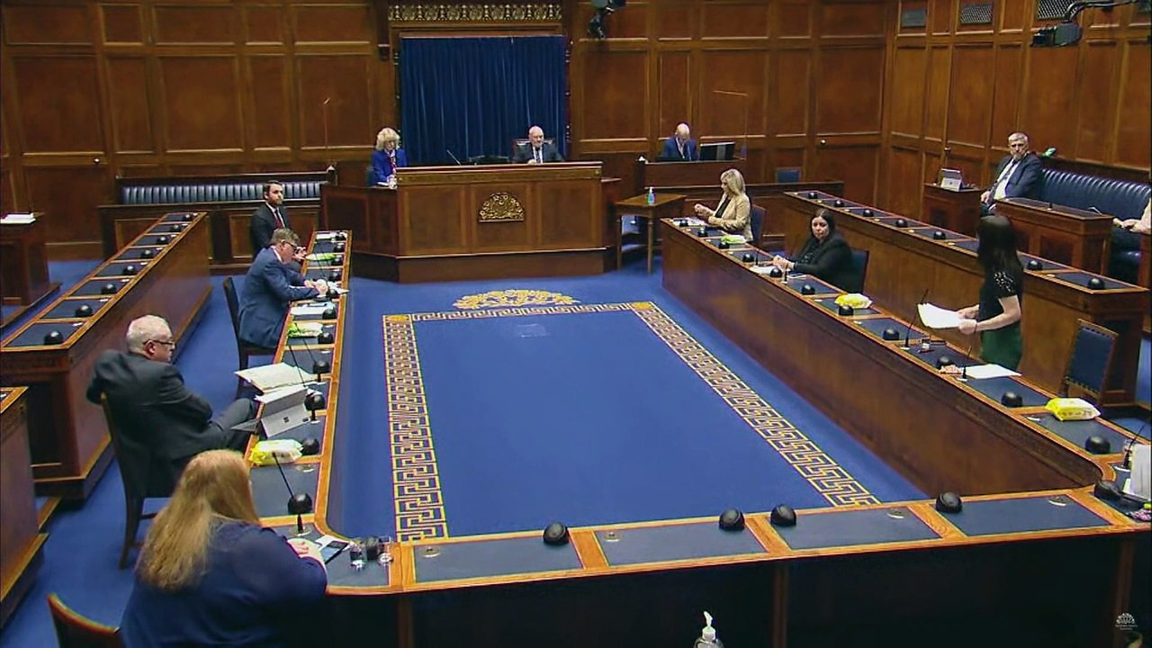 Krawalle in Nordirland - fragiler Frieden durch Brexit in Gefahr?