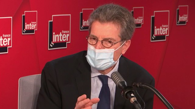 Antoine Compagnon : Baudelaire reste étonnamment subversif deux siècles après sa naissance. Il a été condamné très longtemps, introduit tardivement dans le canon scolaire.