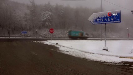 Bolu Dağı’nda hafif kar ve sis etkisini sürdürüyor