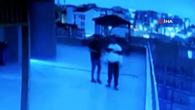 Kağıthane’de maganda kurşunu; teras katından binalara rastgele ateş açtı