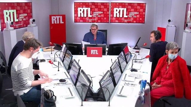 Trois ans après le triomphe de Sainte-Victoire , son premier disque, Clara Luciani publie le premier extrait de son nouvel album à paraître avant l'été. La chanteuse s'est confiée à Steven Bellery.