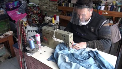 36 yıldır külot pantolon dikiyor