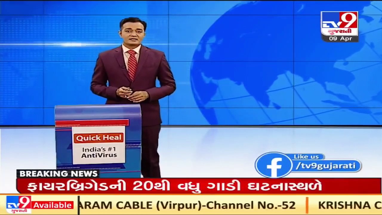 A UP-bound train was seen packed with migrant labourers at Lokmanya Tilak Terminus in Mumbai