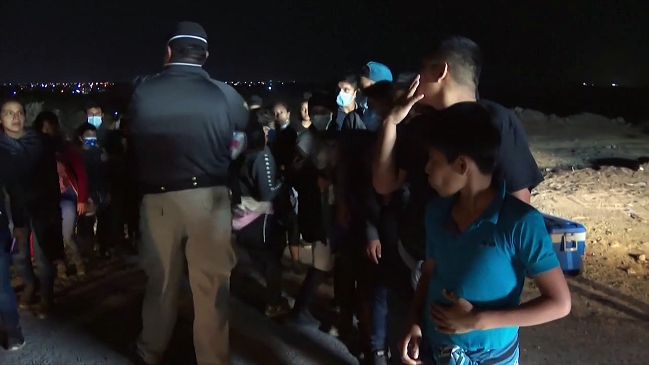 الولايات المتحدة تواجه أكبر موجة مهاجرين منذ 15 عاما