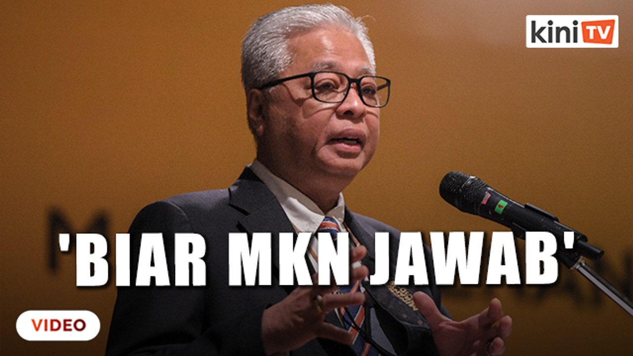 'Kena tanya MKN' - Ismail komen poster wilayah Sabah dan Sarawak