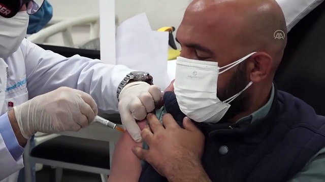 4 gözle beklediğimiz yerli koronavirüs aşısında beklenen haber geldi