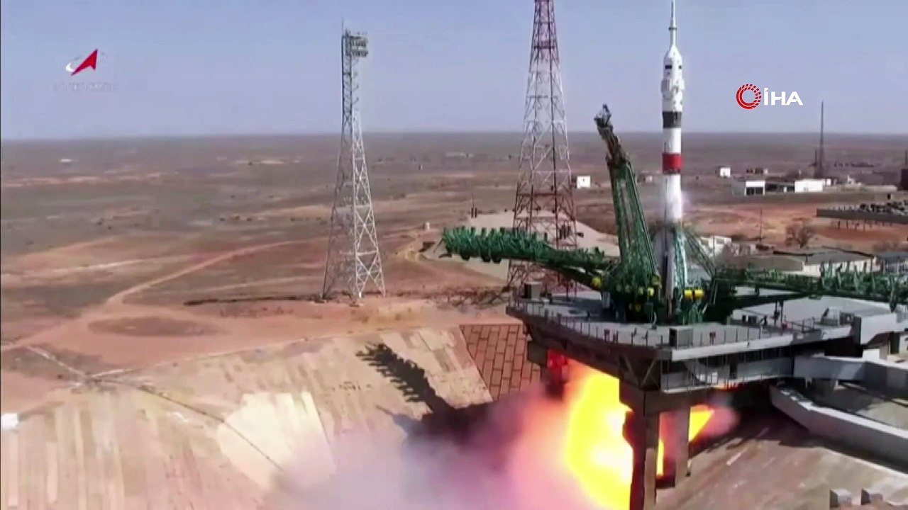 - Kozmonot Gagarin'in ilk uçuşunun 60. yılı onuruna Soyuz ekibi uzaya fırlatıldı