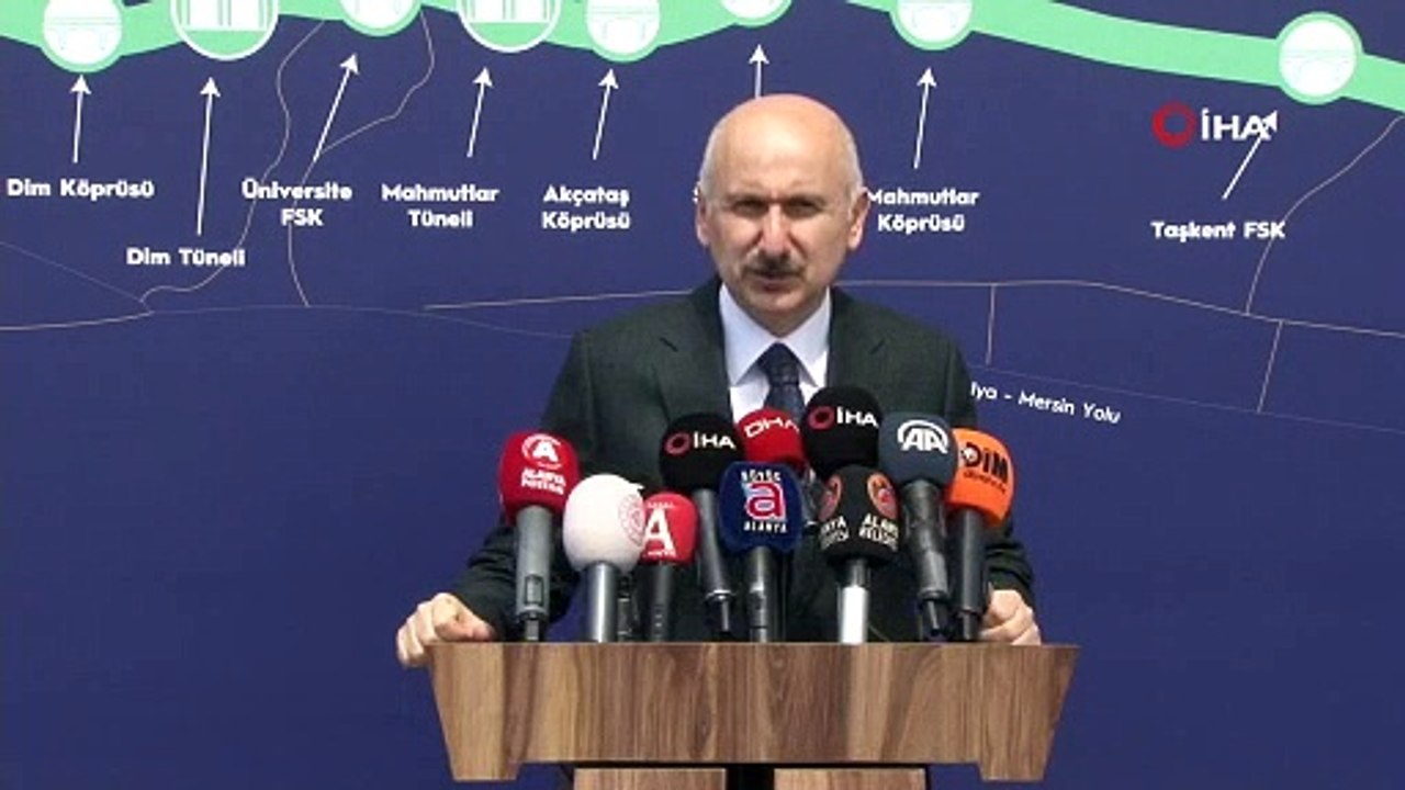 Bakan Karaismailoğlu: Stratejik planımız Kanal İstanbul'la lojistik iddiamızı denizlerimizde de perçinleyeceğiz