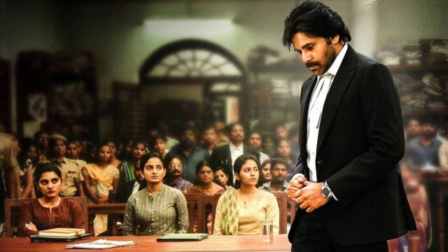 Vakeel Saab Review : Pawan Kalyan పవర్ ప్యాక్డ్ క్యారెక్టర్... సమస్యలను వేలెత్తి చూపించే కంటెంట్!!