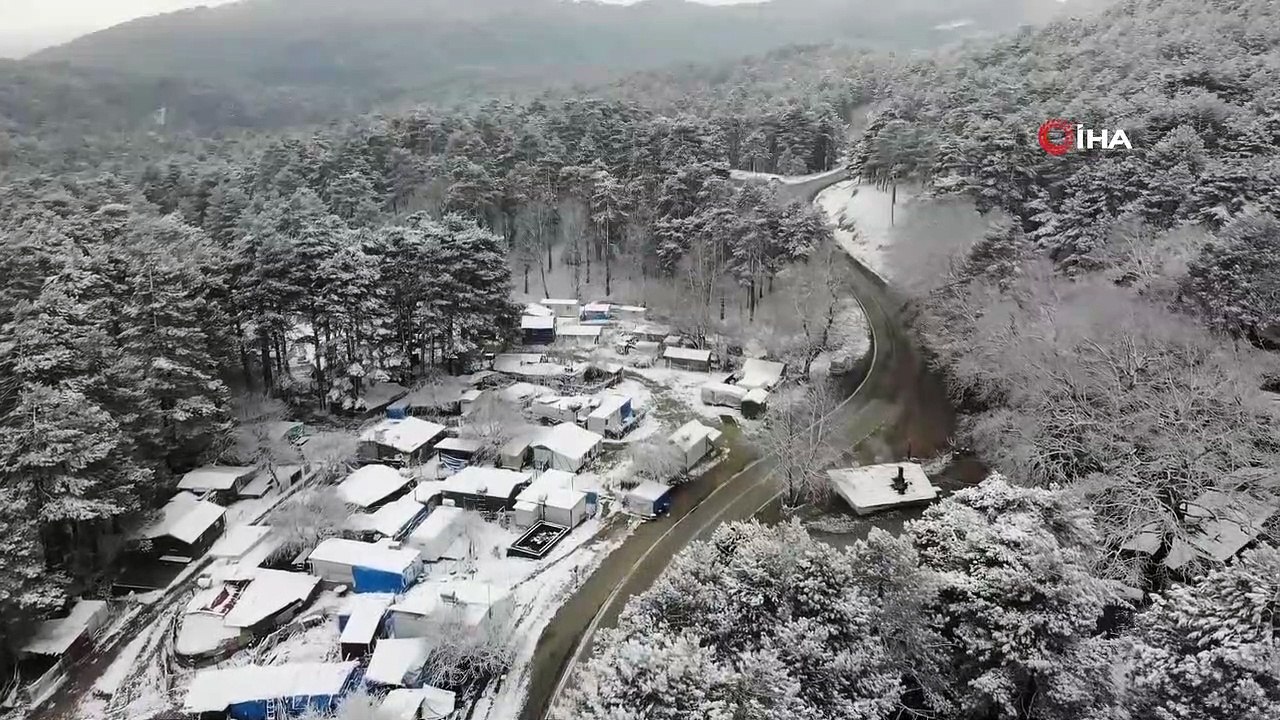 -  Kazdağları’nda kar manzaraları havadan görüntülendi- Onlarca yıl aradan sonra nisan ayında Kazdağları’na kar yağdı
