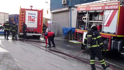 Fabrika fırınının patlaması paniğe sebep oldu