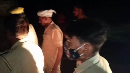 अज्ञात वाहन की टक्कर से एक कि मौत, दो घायल