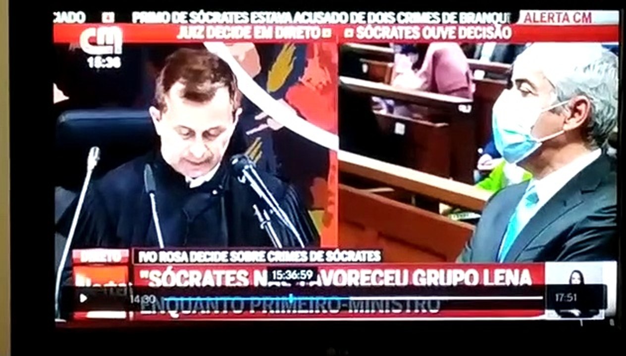 socrates espirra