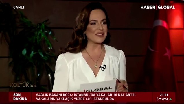 Kılıçdaroğlu'ndan Buket Aydın'a gülme göndermesi: Güzel gülmeniz bize şans getiriyor