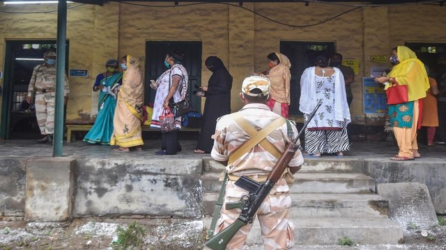 Bengal: 4 killed in Cooch Behar in violence during voting