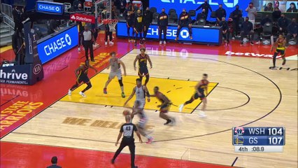 Play of the Day: Bradley Beal