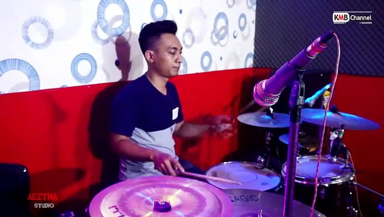 ATI DUDU WESI - Cipt. Gendru Nugraha (COVER Levy Berlia KMB)