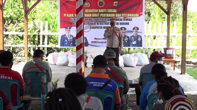 Satgas Binmas Noken Adakan Baksos