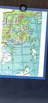 Cô giáo chiếu bản đồ “đường lưỡi bò”, du học sinh Việt xung phong lên bảng vẽ lại cho đúng