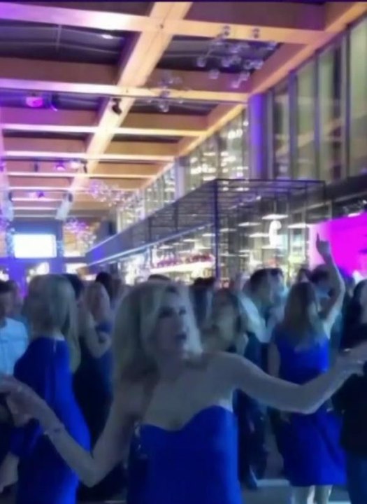 Son dakika haberleri: Antalya'da, 5 yıldızlı otelde koronavirüse rağmen gala gecesi