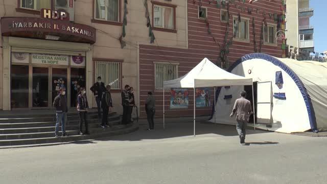 DİYARBAKIR - Diyarbakır anneleri evlatlarına teslim ol çağrısında bulundu