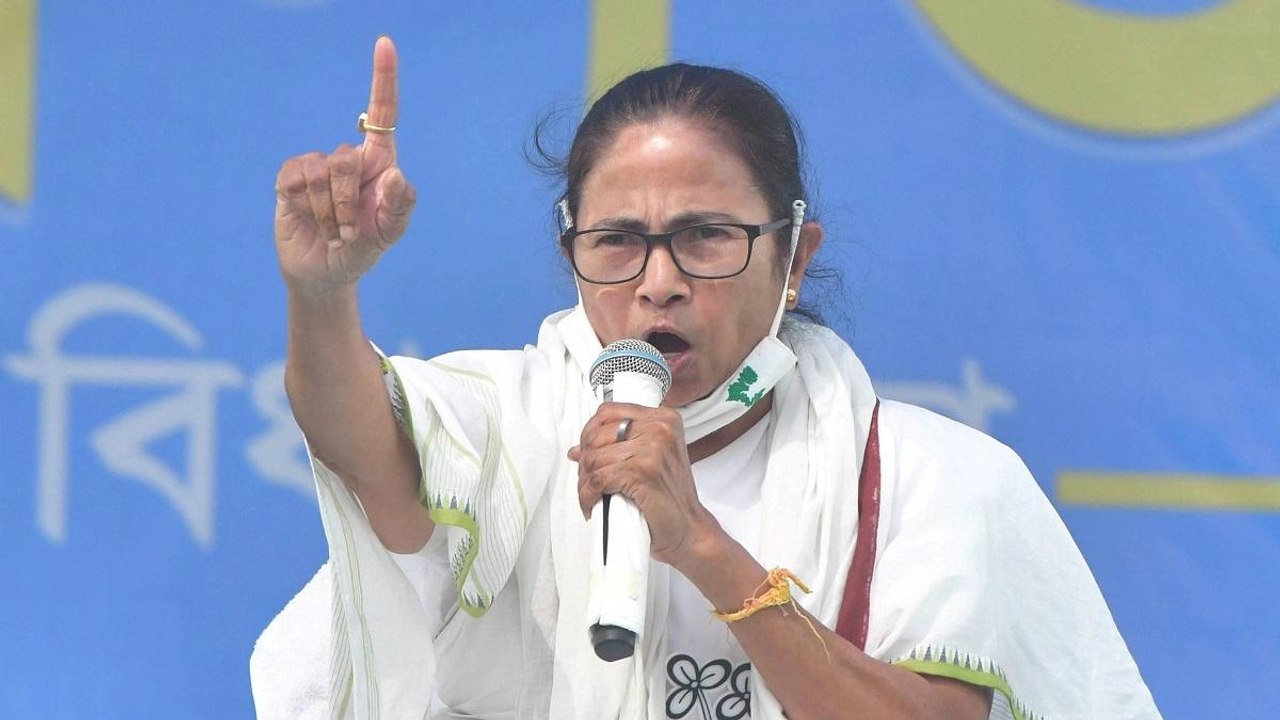 Bengal: Voting for phase 4 ends, over 76% vote...