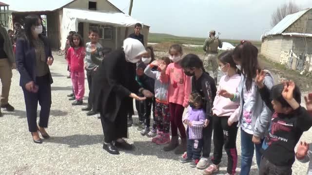 AK Parti Genel Merkez Kadın Kolları Başkanı Keşir, kadınlarla buluştu
