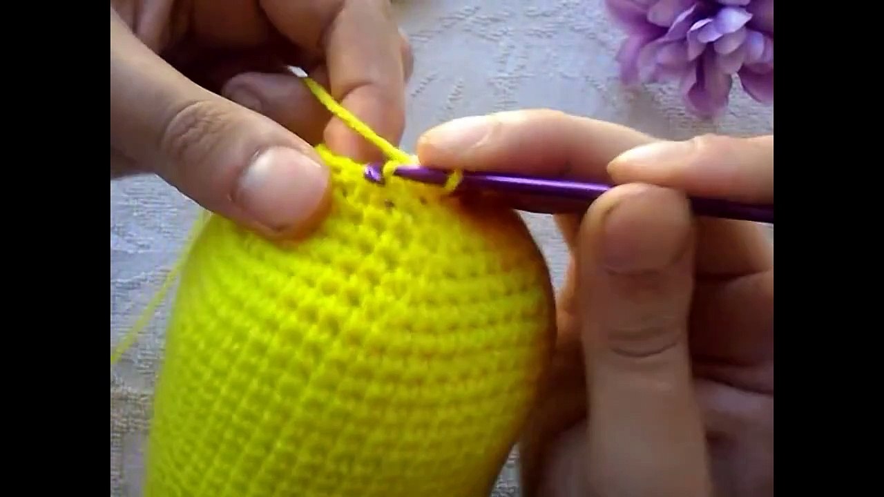 Tutorial: Minion Amigurumi | Tutorial: How To Crochet A Minion - Part 1