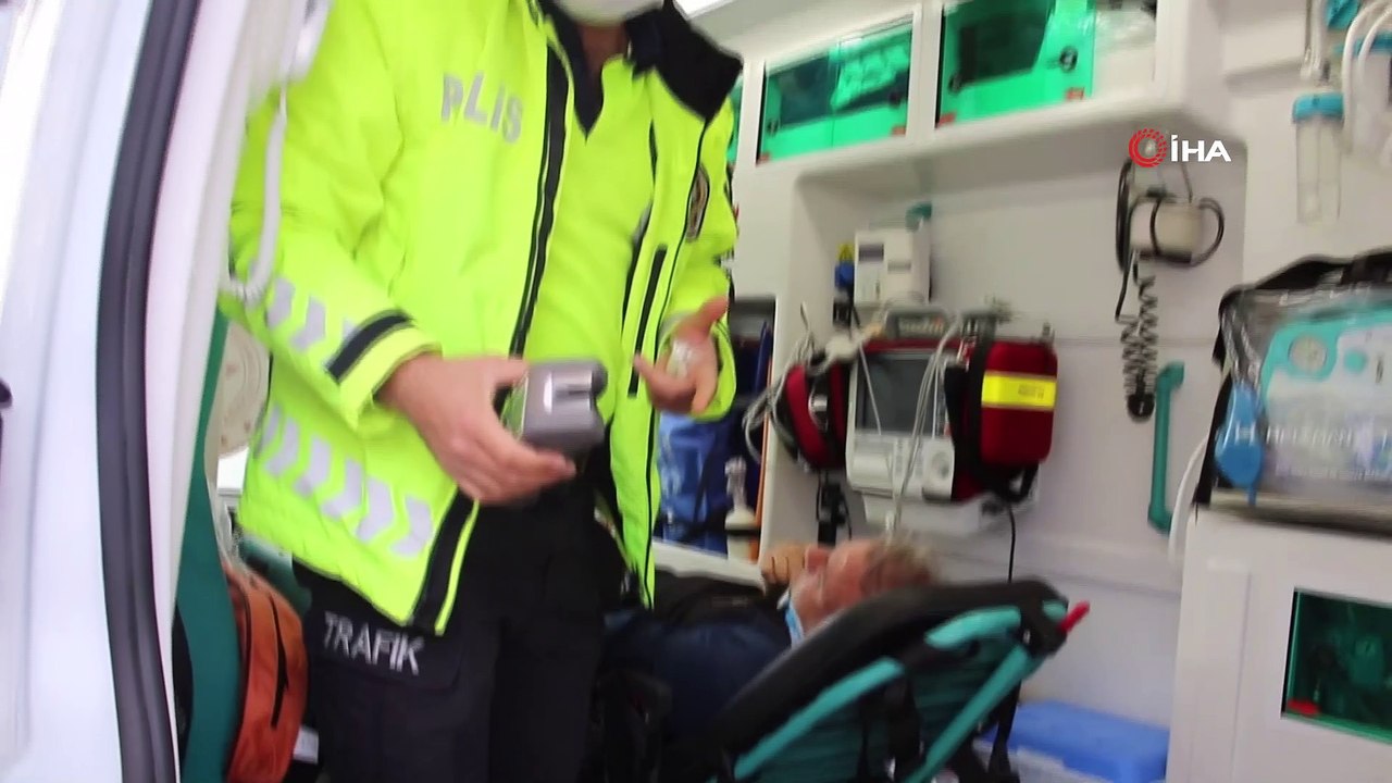 Kısıtlamayı ihlal etti, kaza yaptı hem ehliyeti gitti hem de ceza yedi