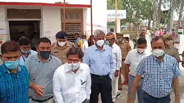 डीएम एसपी ने नाम निर्देशन पत्रों की जांच प्रक्रिया का जायजा