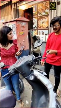 Girls On Scooty Riding Funny Video |Papa Ki Pari Viral Girl