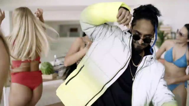 EMIWAY BANTAI X CHRIS GAYLE (UNIVERSEBOSS) - JAMAICA TO INDIA (PROD BY TONY JAMES) (OFFICIAL VIDEO)-