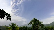 L'isola di Saint Vincent ancora in emergenza per l'eruzione del vulcano