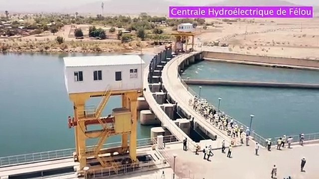 Visite de terrain de Monsieur Serigne Mbaye Thiam sur les sites de Manantali, Félou et Gouina