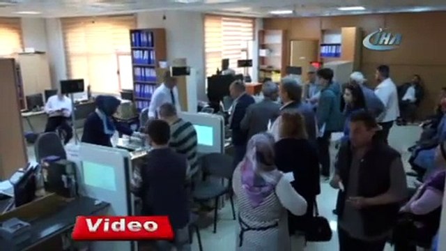 Nüfus müdürlüklerinde ehliyet ve pasaport yoğunluğu