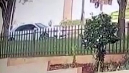 Câmera mostra momento em que homem é baleado no Bairro Periolo