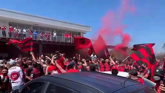 ext-despedida-aficionados-alajuelense-110421