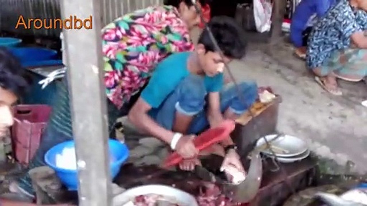 Most Crowding Road side market Street Market on street site Vegetables All Available in village ma