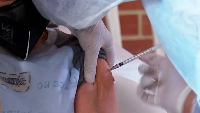 Habitantes de Cartagena rechazan vacunación con AstraZeneca